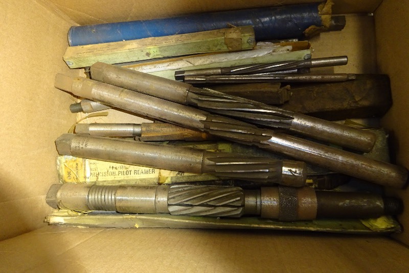 lot 105 image: Rem Bits
