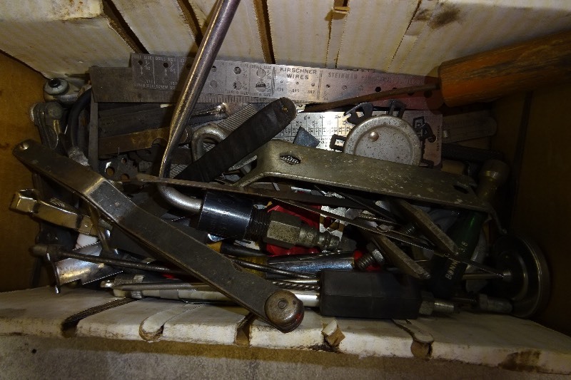 lot 108 image: Tools