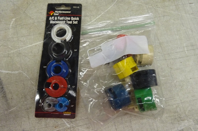 lot 112 image: Disconnect tools