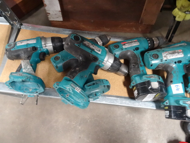 lot 64 image: 9 Makita Drills 14.4 Volt