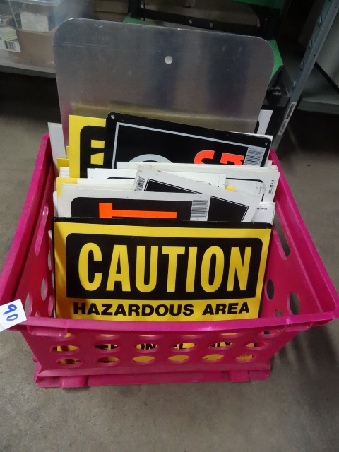 lot 90 image: Misc Warning Signs