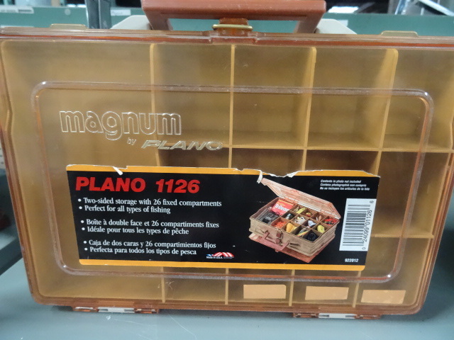 lot 92 image: Magnum by Plano 1126