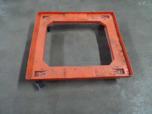 lot 98 image: 2 Plastic 4 Wheel Dollies 30 X 26