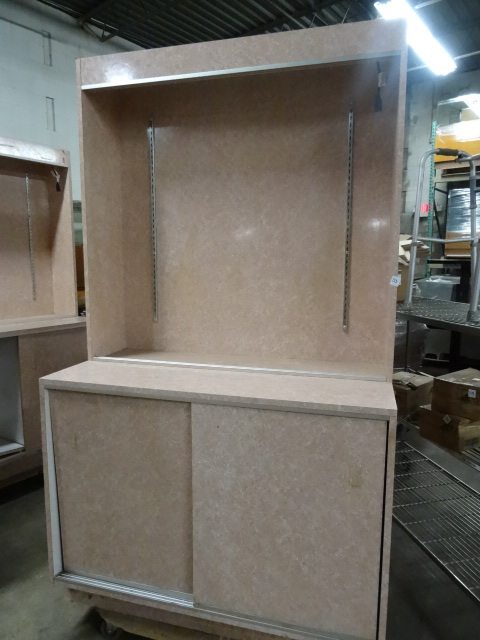 lot 123 image: Lighted Retail Display 2 Sliding Doors