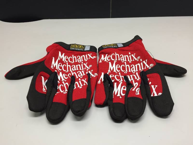 lot 5 image: MECHANICS GLOVES SIZE XL