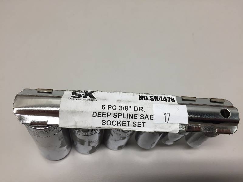 lot 17 image: S-K 6PC 38 DRIVE DEEP SPLINE SOCKET SET
