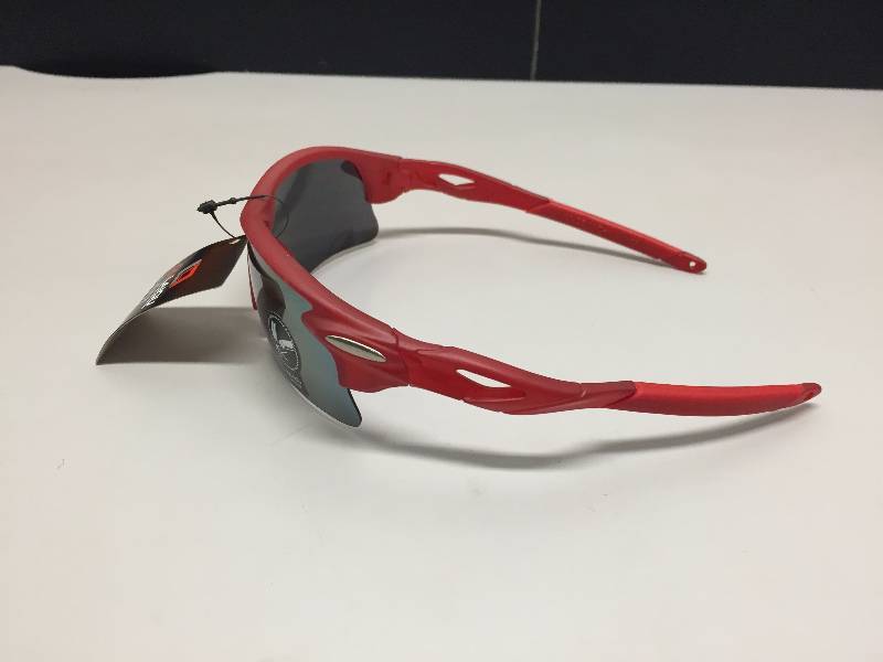 lot 24 image: OULAIIOU SUNGLASSES