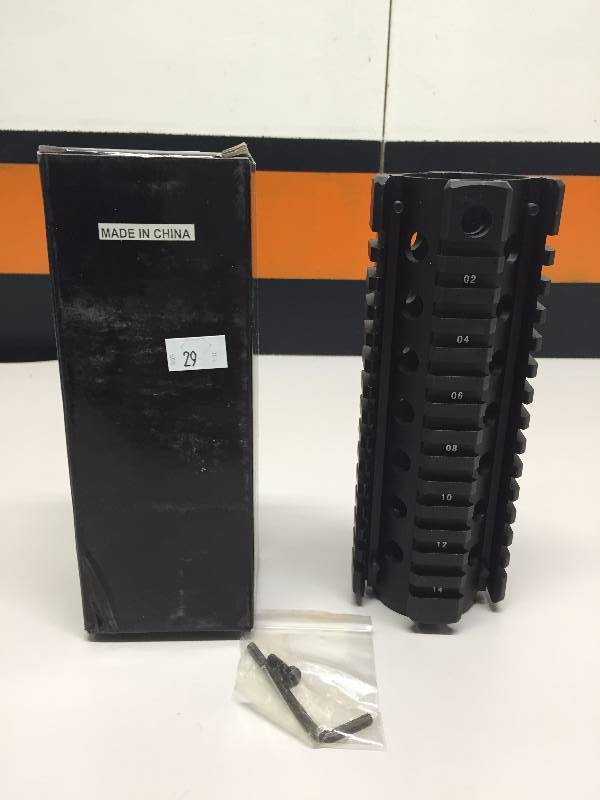 lot 29 image: AR15 SERIES RAIL 6.75 NEW