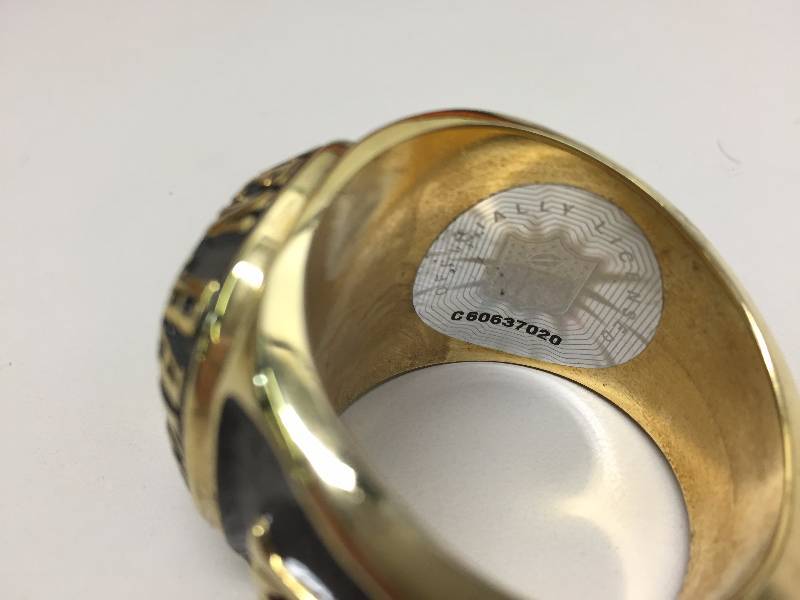 lot 47 image: NFL GREEN BAY PACKERS OFFICIALLY LICENSED REPLICA RING