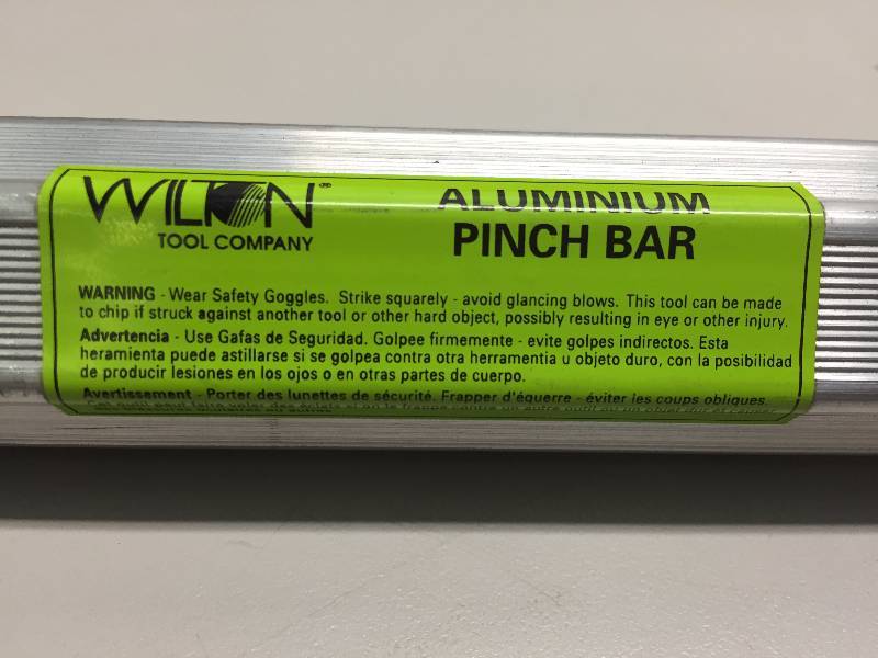 lot 73 image: WILTON 4 ALUMINUMFORGED DIAMOND PINCH BAR