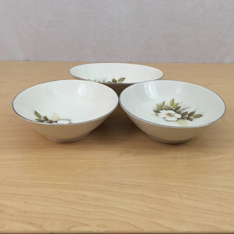 lot 9 image: 3 Pretty Vintage Collectible Nancy Prentiss Oval Vegetable Serving Bowl 9 Ivory Rose Platinum Rim Rams Head MAde in USA- Excellent