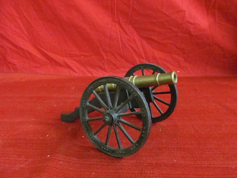 cast iron cannon