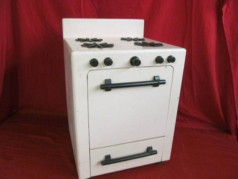 toy stove