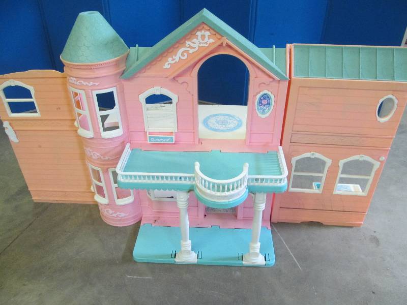 doll house