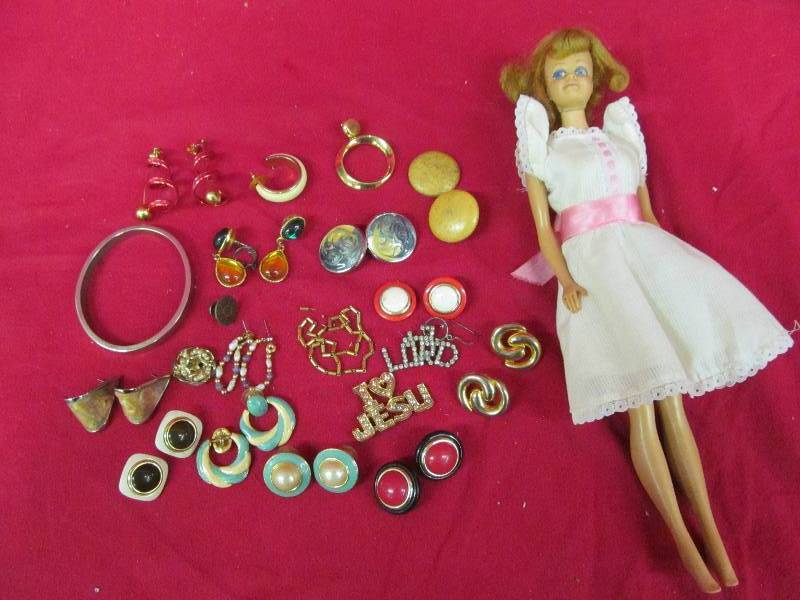 earrings Barbie