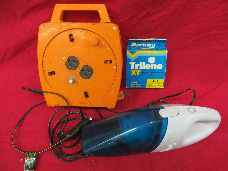 hand held vacuum