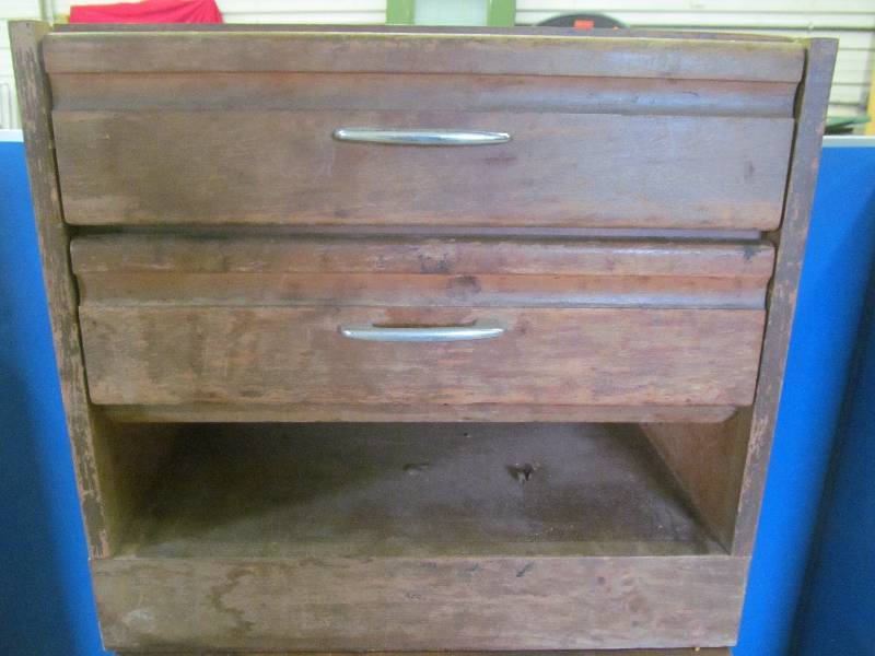 shop cabinet