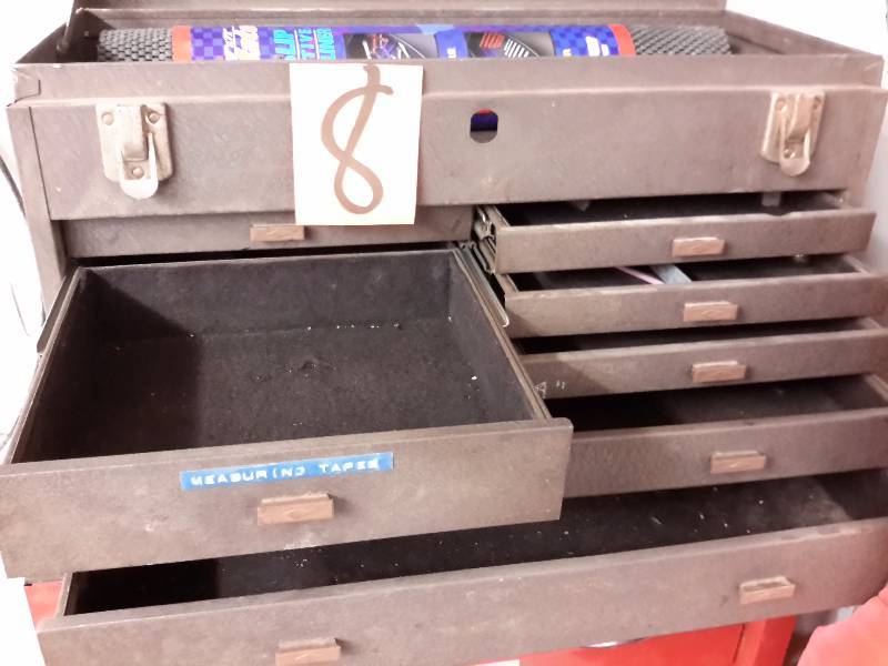 Kennedy Tool Box.. Over 40 years old.. Brown Wrinkle paint. Top rubber