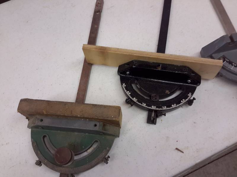 4 Table Saw Guides.. 1 Rockler, 3 others