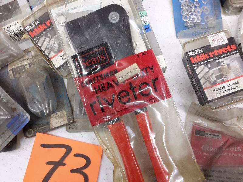 Heavy Duty Rivet Gun and large number of Pop Rivets