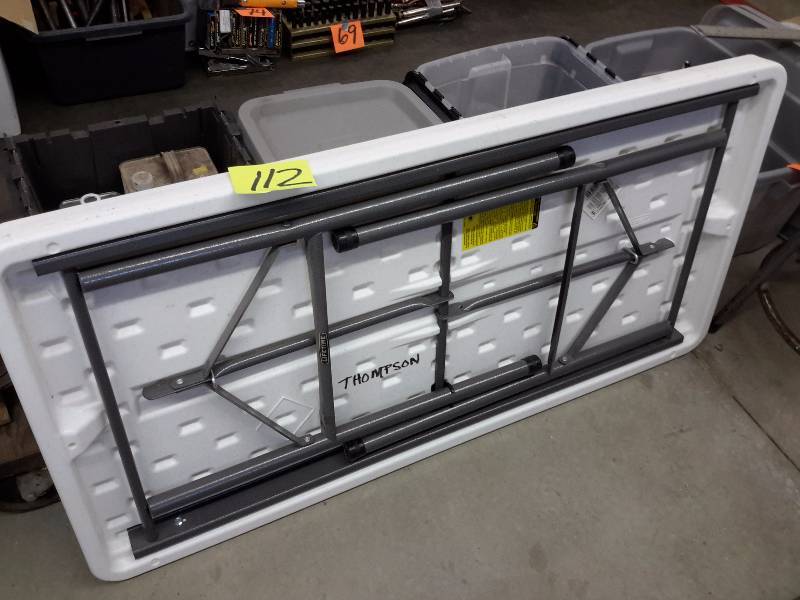 4ft x 2 ft. lifetime folding table