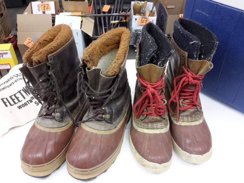 2 Pair of Sorel Boots, 1 Coleman Cooler