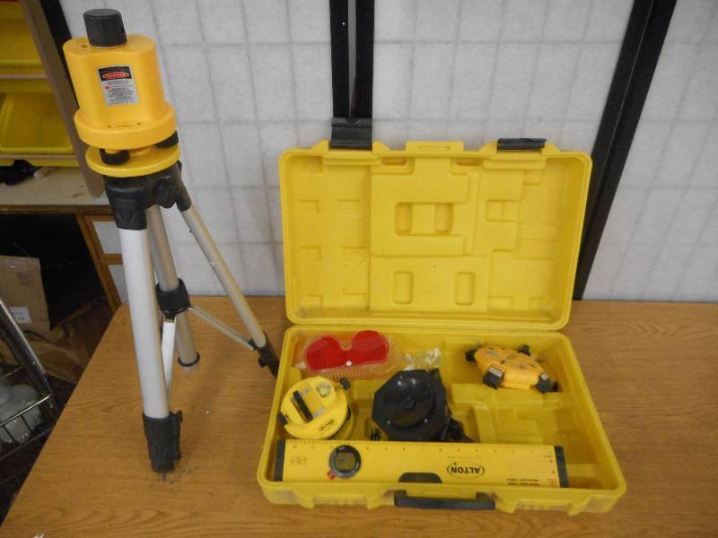 lot 18 image: ALTON LASER LEVEL COMPLETE KIT