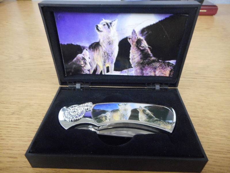 lot 39 image: WOLF PATTERN POCKET KNIFE COLLECTORS