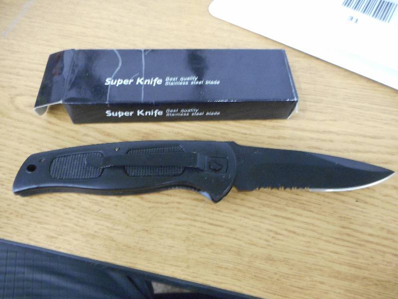 lot 36 image: RIDGE RUNNER SUPER KNIFE