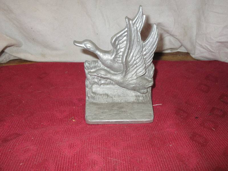 LEAD MOLDED BOOK ENDS
