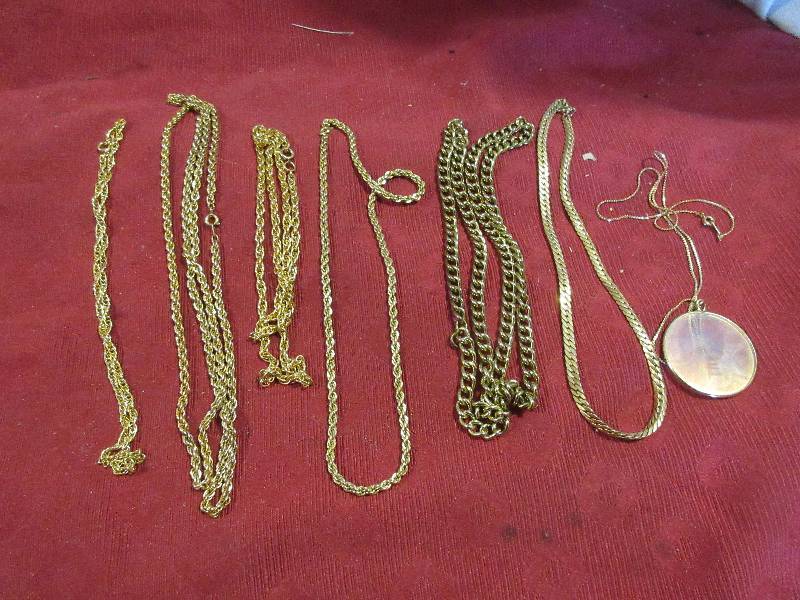 JEWLERY