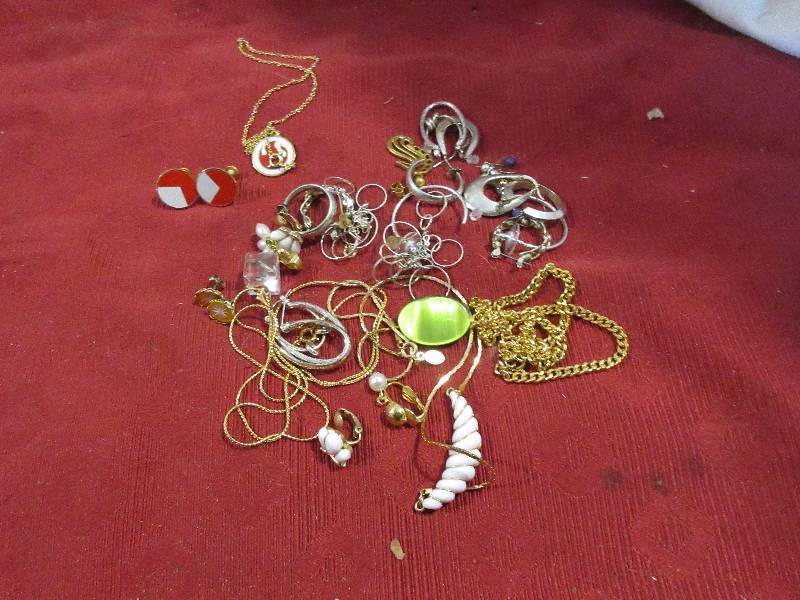 JEWLERY