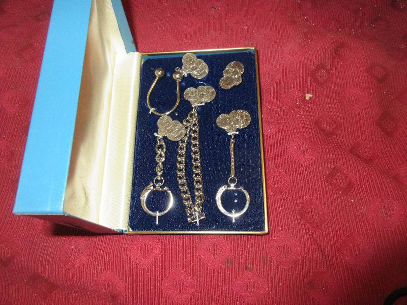 SILVER KEY CHAINS