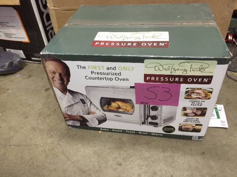 lot 53 image: WolfGang Puck Preassure Oven