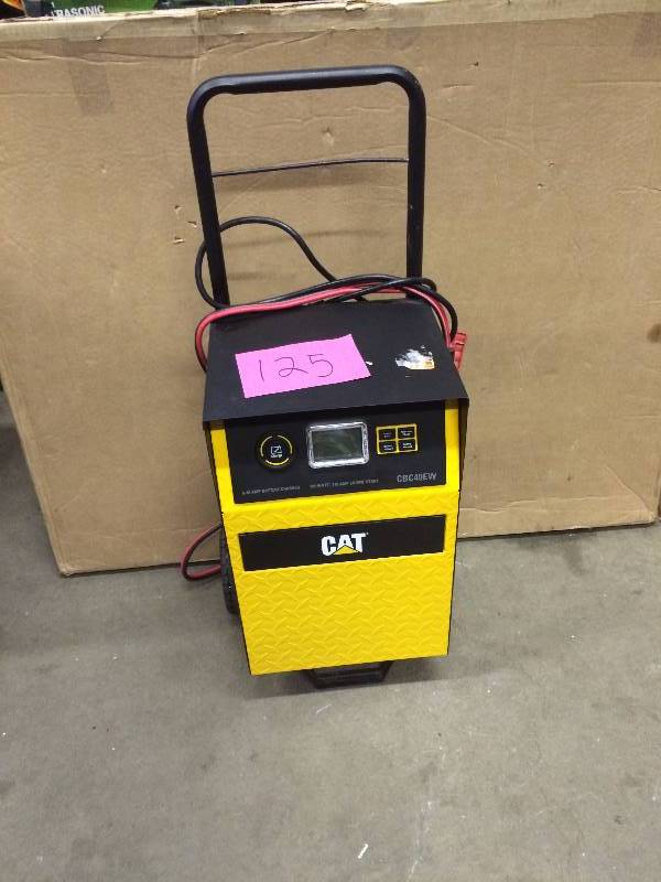 lot 125 image: CAT CBC40EW engine start