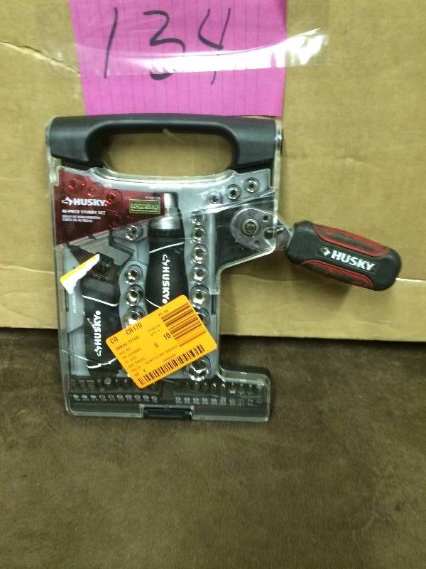 lot 134 image: Husky Tool Set