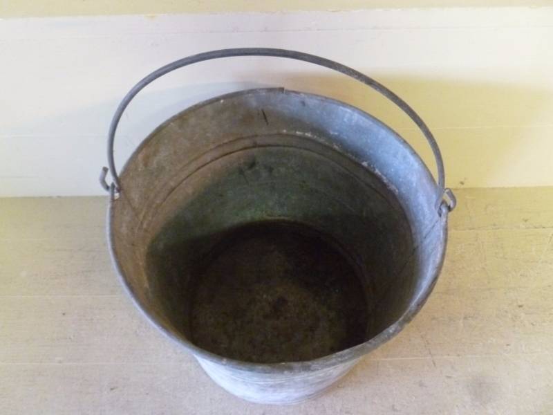 lot 49 image: Vintage Milk Bucket