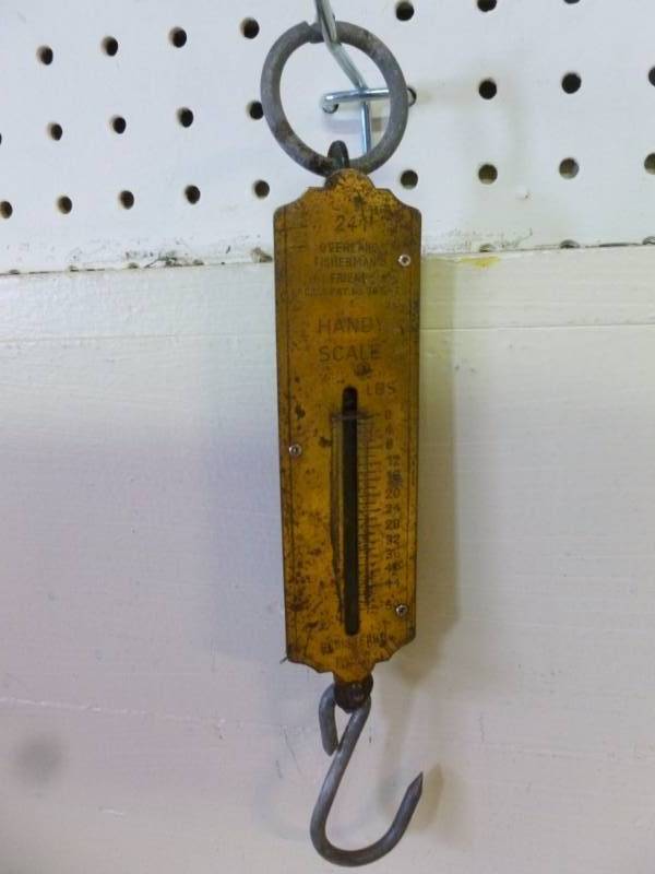 lot 51 image: Vintage Scale