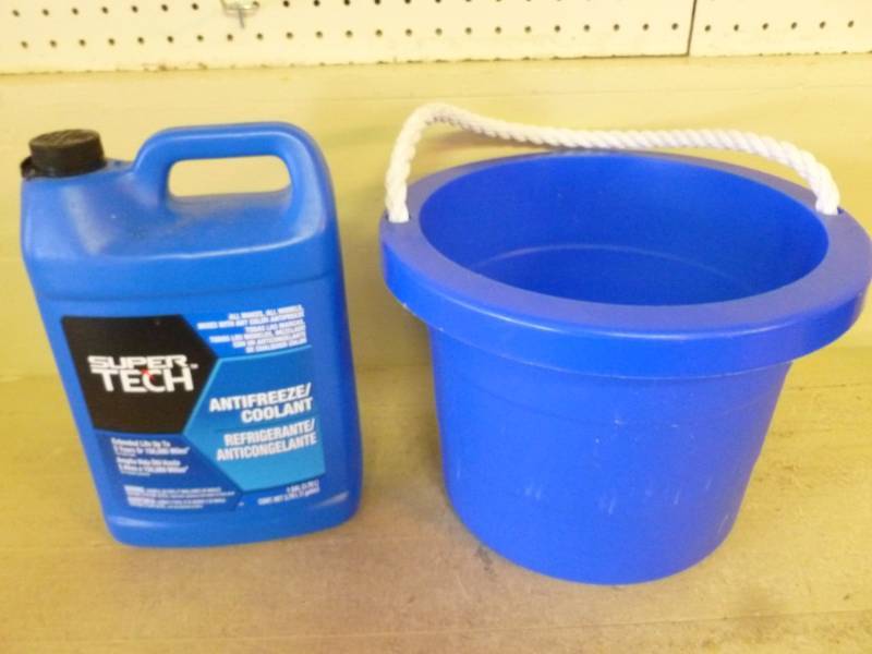 lot 59 image: Antifreeze