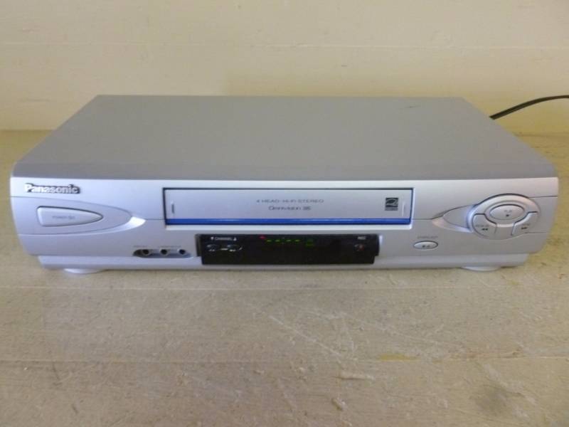 lot 61 image: VCR Player