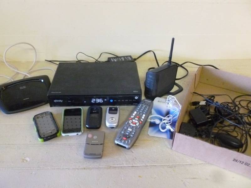 lot 66 image: Electronics