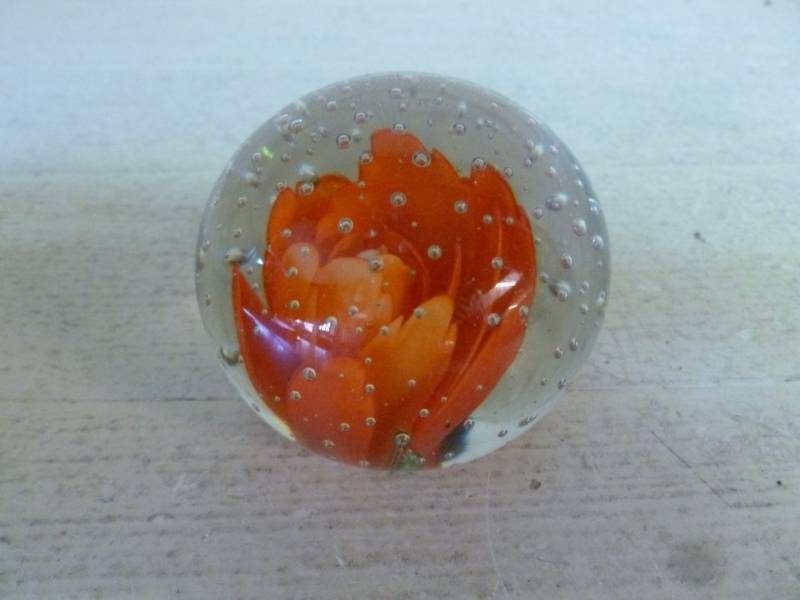 lot 71 image: Glass Paperweight