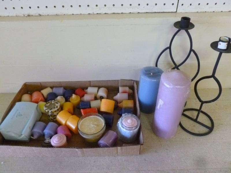 lot 89 image: Candles