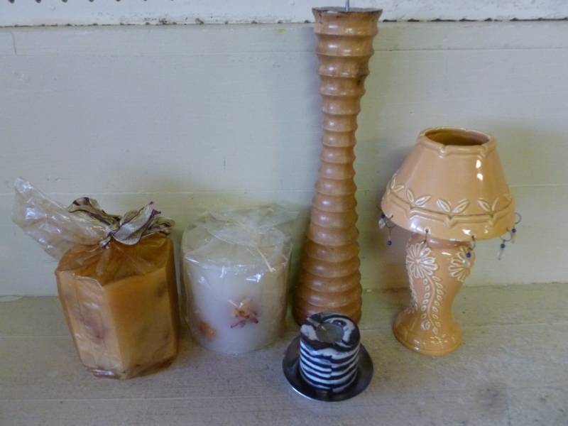 lot 90 image: Candles