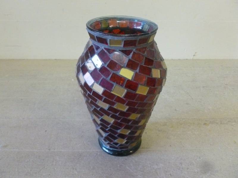 lot 96 image: Vase
