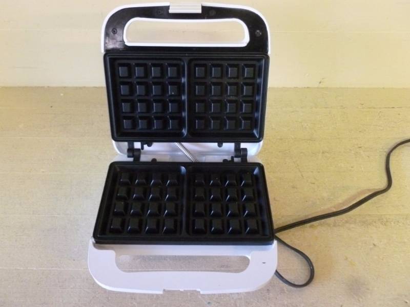 lot 110 image: Waffle Maker