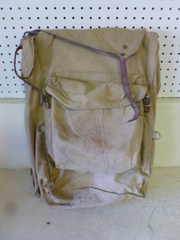 lot 140 image: Vintage Boy Scouts