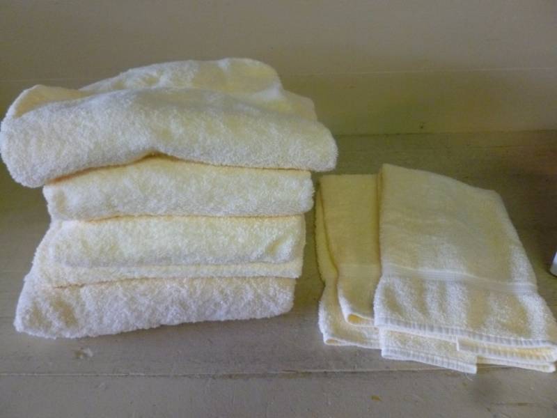 lot 167 image: Bath Towels