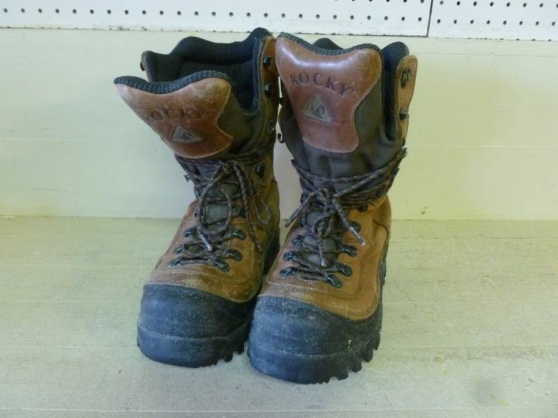 lot 183 image: Rocky Boots