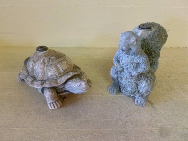 lot 199 image: Lawn And Garden Items
